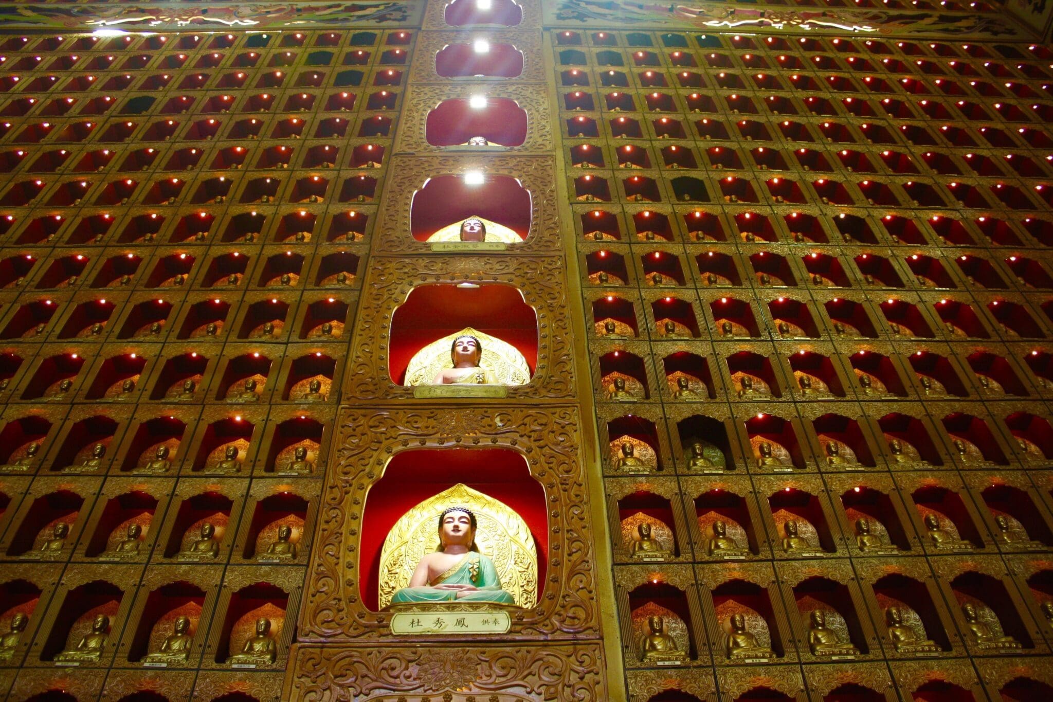How Many Buddhas on the Wall How Many Buddhas on the Wall